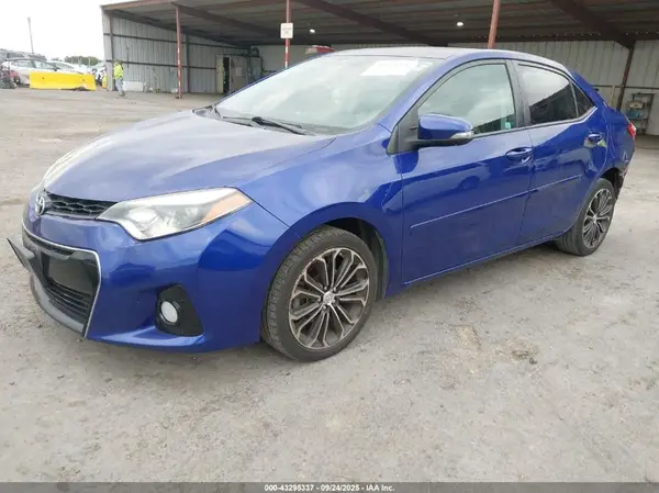 5YFBURHE7GP498893 2016 TOYOTA COROLLA - Image 2