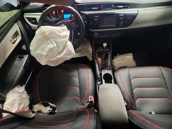 5YFBURHE7GP507057 2016 TOYOTA COROLLA - Image 8