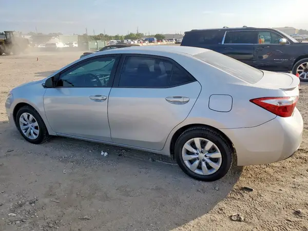 5YFBURHE7GP513523 2016 TOYOTA COROLLA - Image 2