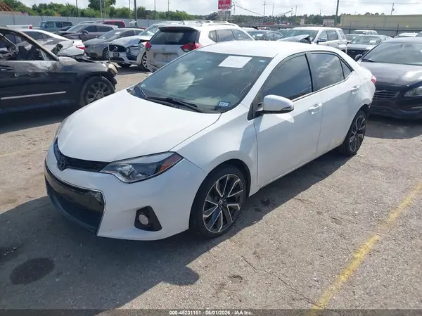 5YFBURHE7GP517331 2016 TOYOTA COROLLA - Image 2