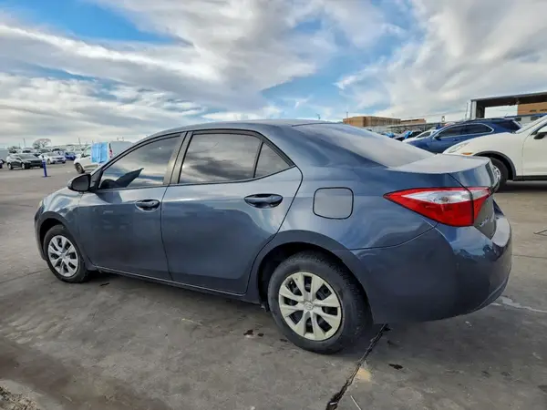 5YFBURHE7GP518057 2016 TOYOTA COROLLA - Image 2