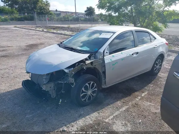 5YFBURHE7GP540723 2016 TOYOTA COROLLA - Image 2