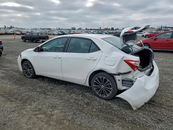 5YFBURHE7GP541435 2016 TOYOTA COROLLA - Image 2