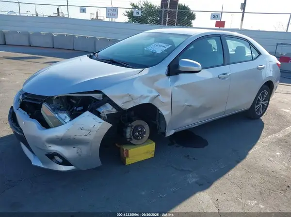 5YFBURHE7GP542391 2016 TOYOTA COROLLA - Image 2