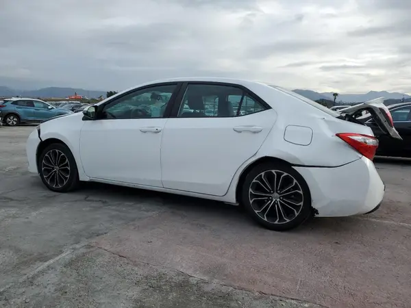 5YFBURHE7GP545324 2016 TOYOTA COROLLA - Image 2
