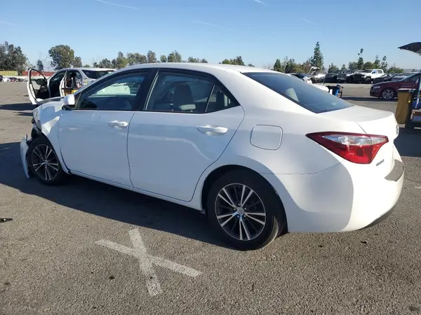 5YFBURHE7GP547574 2016 TOYOTA COROLLA - Image 2