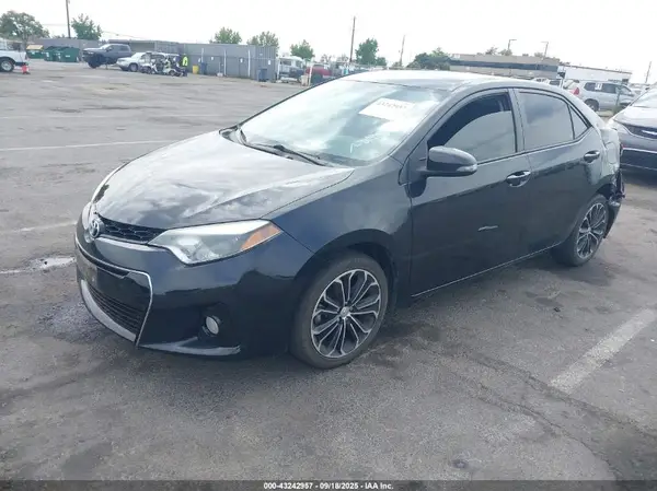 5YFBURHE7GP548479 2016 TOYOTA COROLLA - Image 2