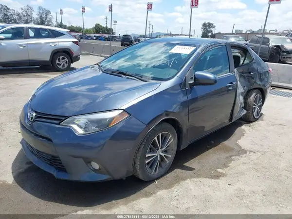 5YFBURHE7GP558378 2016 TOYOTA COROLLA - Image 2