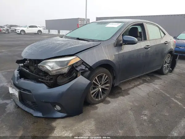 5YFBURHE7GP563838 2016 TOYOTA COROLLA - Image 2