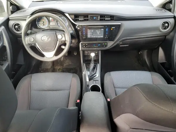 5YFBURHE7HP570208 2017 TOYOTA COROLLA - Image 8