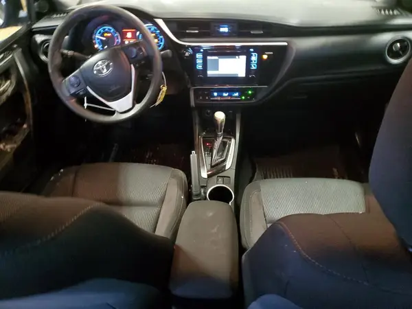 5YFBURHE7HP573433 2017 TOYOTA COROLLA - Image 8
