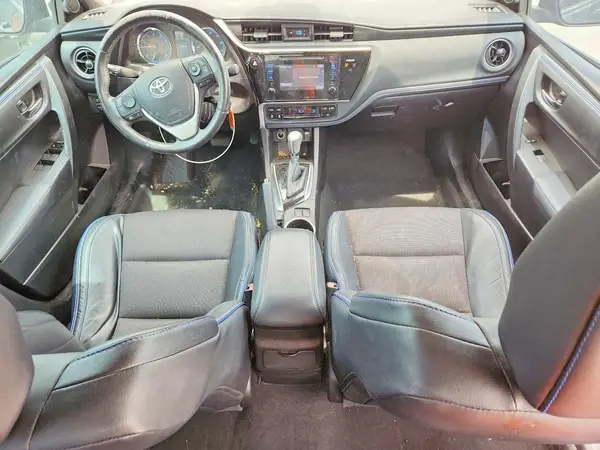 5YFBURHE7HP575280 2017 TOYOTA COROLLA - Image 8