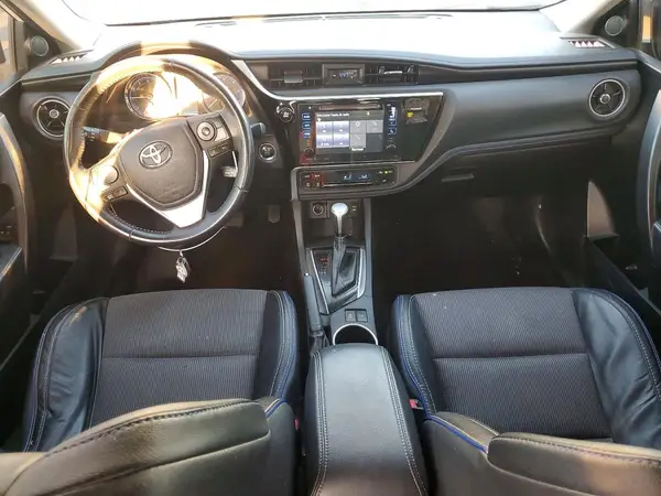 5YFBURHE7HP577188 2017 TOYOTA COROLLA - Image 8