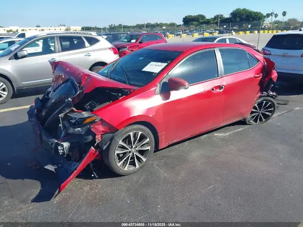 5YFBURHE7HP579202 2017 TOYOTA COROLLA - Image 2