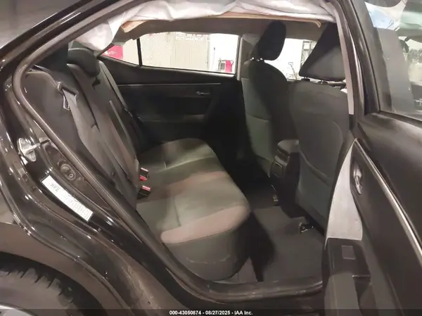 5YFBURHE7HP580088 2017 TOYOTA COROLLA - Image 8
