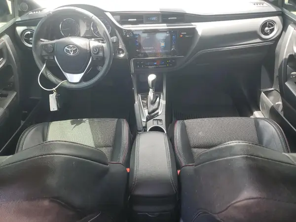 5YFBURHE7HP581922 2017 TOYOTA COROLLA - Image 8