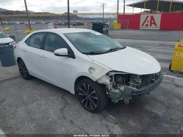 5YFBURHE7HP582004 2017 TOYOTA COROLLA - Image 1