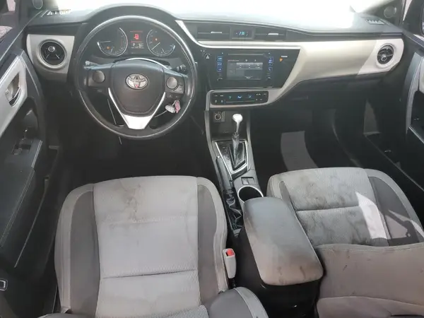 5YFBURHE7HP587008 2017 TOYOTA COROLLA - Image 8