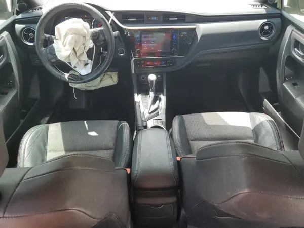 5YFBURHE7HP587512 2017 TOYOTA COROLLA - Image 8