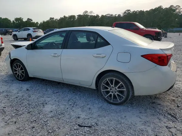 5YFBURHE7HP591107 2017 TOYOTA COROLLA - Image 2
