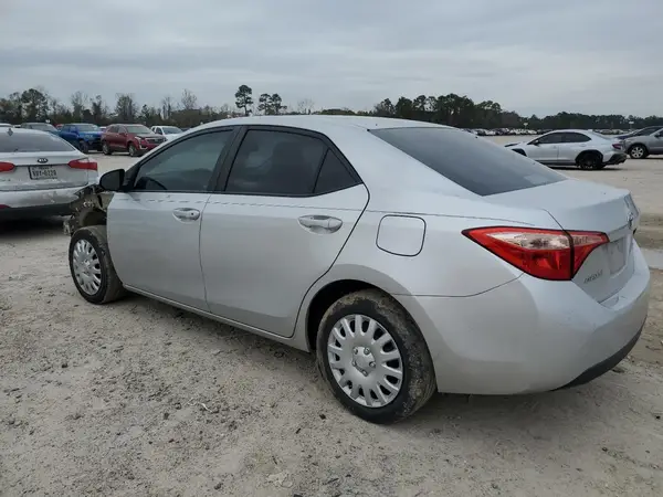 5YFBURHE7HP592743 2017 TOYOTA COROLLA - Image 2