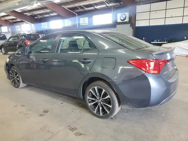 5YFBURHE7HP593164 2017 TOYOTA COROLLA - Image 2