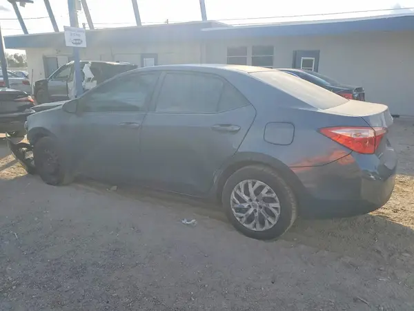 5YFBURHE7HP594850 2017 TOYOTA COROLLA - Image 2