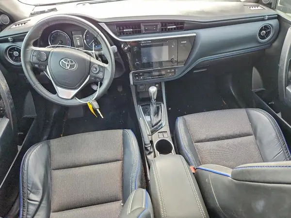 5YFBURHE7HP595738 2017 TOYOTA COROLLA - Image 8