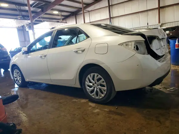 5YFBURHE7HP596209 2017 TOYOTA COROLLA - Image 2