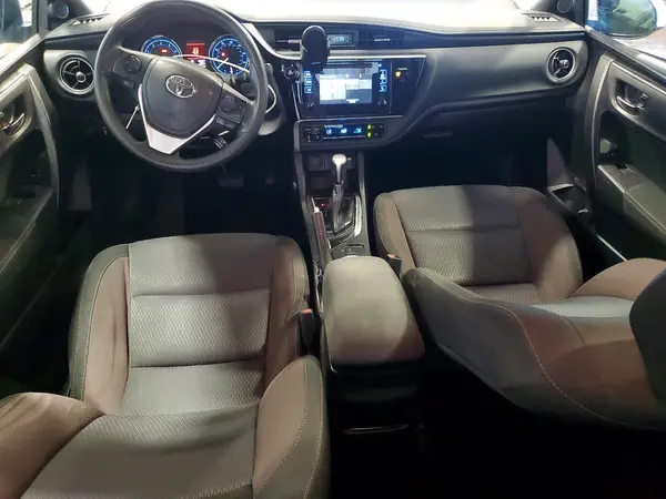 5YFBURHE7HP596209 2017 TOYOTA COROLLA - Image 8