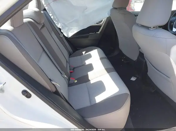 5YFBURHE7HP600775 2017 TOYOTA COROLLA - Image 8