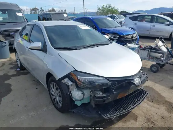 5YFBURHE7HP601330 2017 TOYOTA COROLLA - Image 1