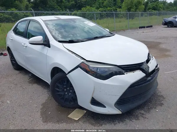 5YFBURHE7HP602168 2017 TOYOTA COROLLA - Image 1