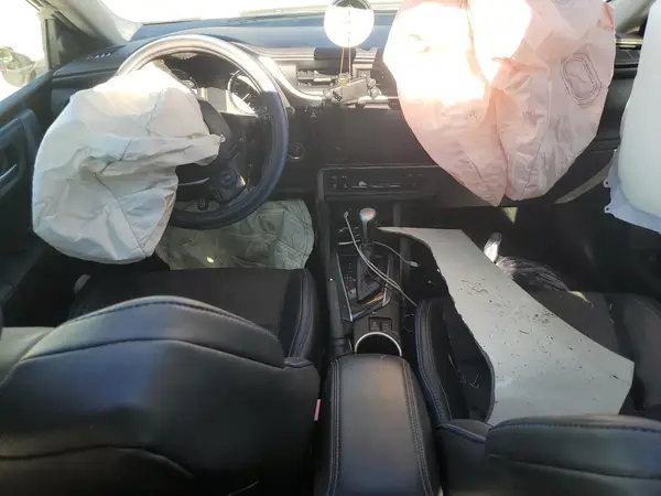 5YFBURHE7HP604311 2017 TOYOTA COROLLA - Image 8