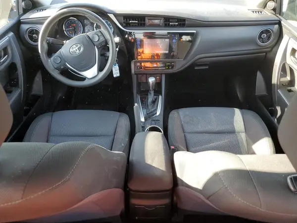 5YFBURHE7HP605832 2017 TOYOTA COROLLA - Image 8