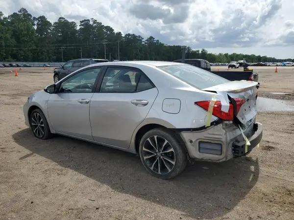 5YFBURHE7HP607449 2017 TOYOTA COROLLA - Image 2
