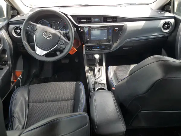 5YFBURHE7HP607449 2017 TOYOTA COROLLA - Image 8