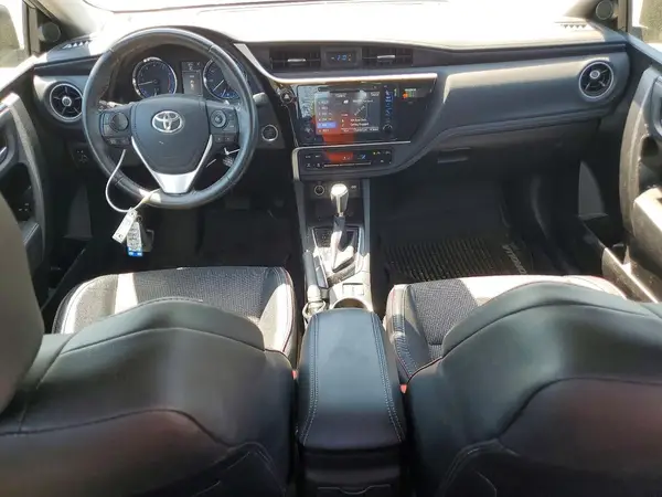5YFBURHE7HP608794 2017 TOYOTA COROLLA - Image 8