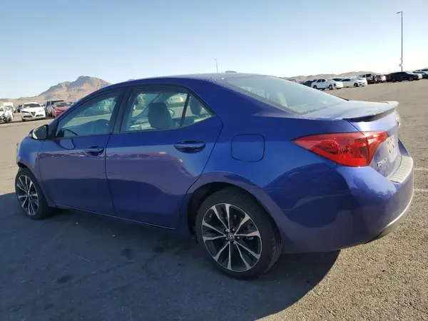 5YFBURHE7HP610111 2017 TOYOTA COROLLA - Image 2