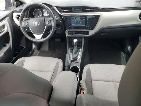 5YFBURHE7HP611534 2017 TOYOTA COROLLA - Image 8