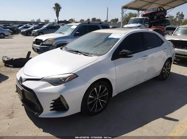 5YFBURHE7HP616958 2017 TOYOTA COROLLA - Image 2