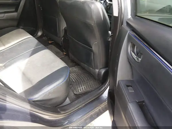 5YFBURHE7HP617219 2017 TOYOTA COROLLA - Image 8