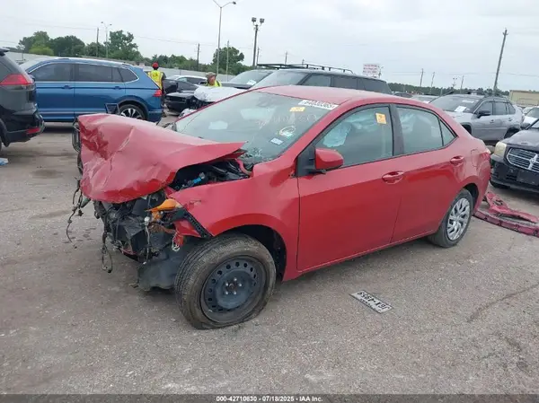 5YFBURHE7HP617690 2017 TOYOTA COROLLA - Image 2