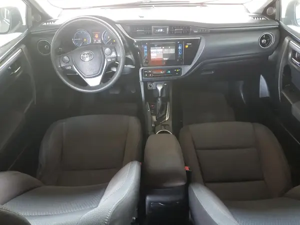 5YFBURHE7HP620847 2017 TOYOTA COROLLA - Image 8