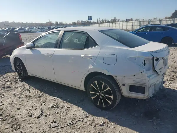5YFBURHE7HP623232 2017 TOYOTA COROLLA - Image 2