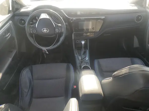 5YFBURHE7HP623232 2017 TOYOTA COROLLA - Image 8
