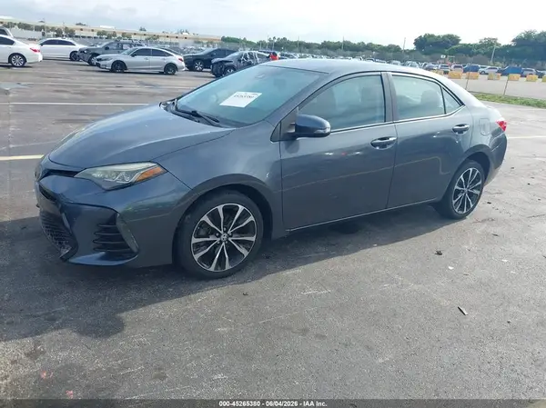 5YFBURHE7HP624901 2017 TOYOTA COROLLA - Image 2