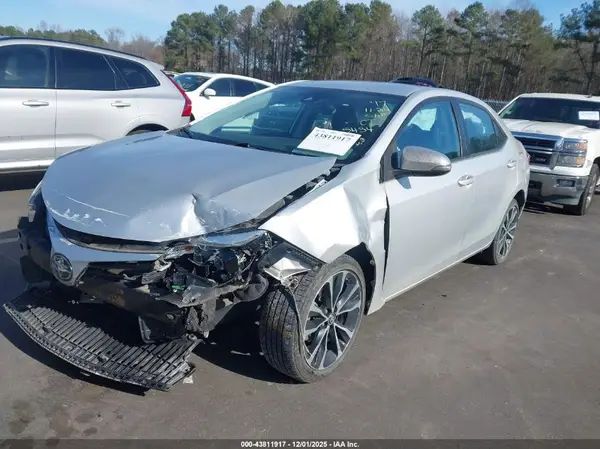 5YFBURHE7HP625434 2017 TOYOTA COROLLA - Image 2