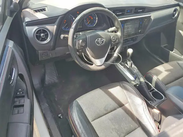 5YFBURHE7HP628463 2017 TOYOTA COROLLA - Image 8