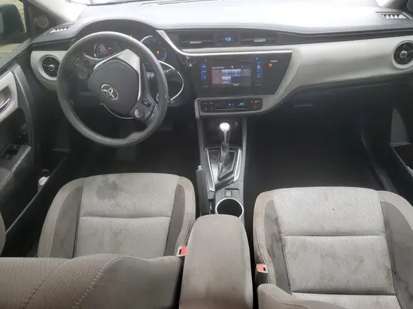 5YFBURHE7HP630469 2017 TOYOTA COROLLA - Image 8